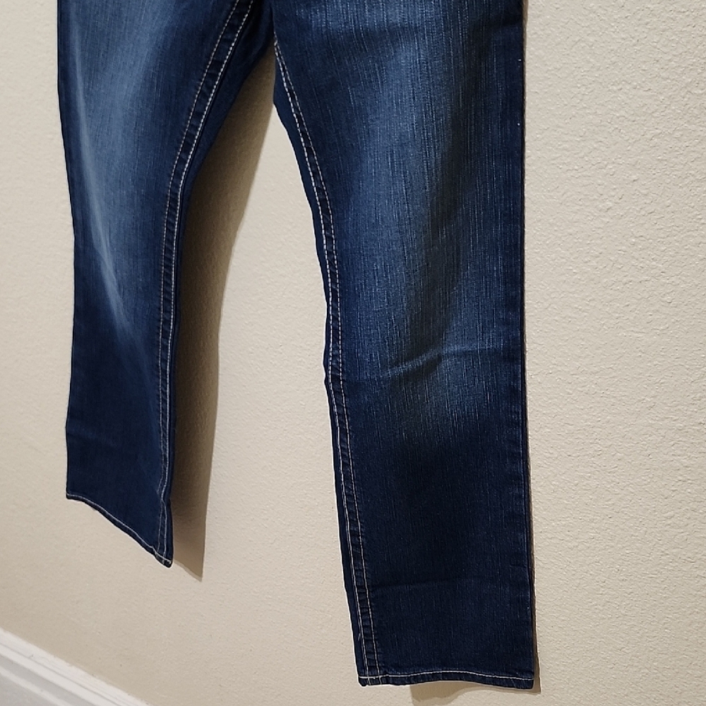 Ariat Blue and Cream Straight Jeans with Classic Indigo Style - Picture 10 of 15